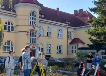 Zajęcia  praktyczne z geodetą